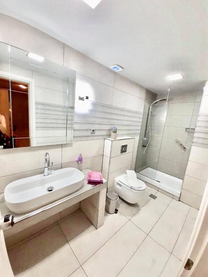 Avra Comfort Rooms Nea Poteidaia Exteriér fotografie