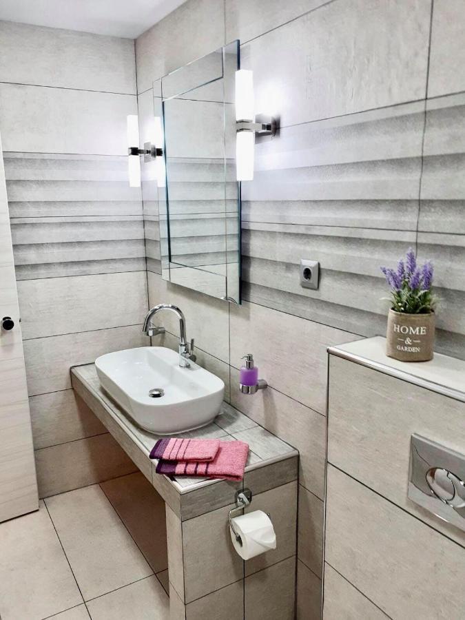 Avra Comfort Rooms Nea Poteidaia Exteriér fotografie